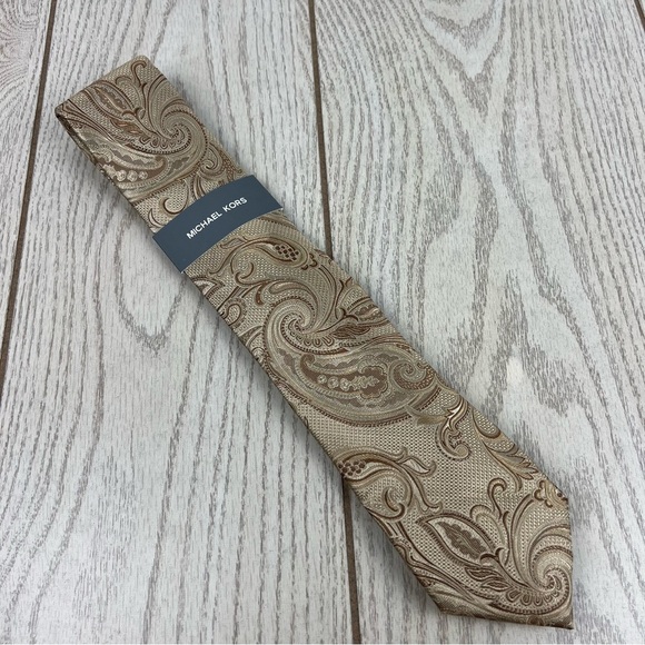 565 - Michael Kors Paisley Tie Camel 240 2MKC24-1047 Silk Blend $69.50 - Picture 1 of 5
